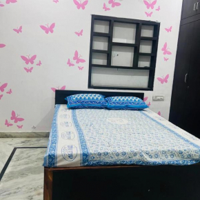 Madhav Kunj Home Stay